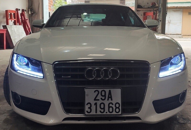 Hinh-anh-xe-Audi-A5-truoc-khi-son-lazang-va-ma-phanh