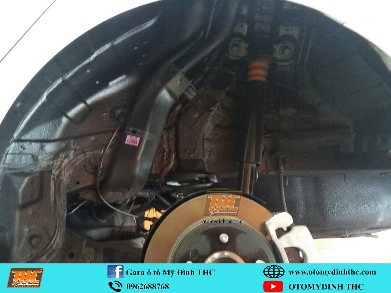 Hinh-anh-hoc-lop-xe-Kia-Cerato-sau-khi-duoc-son-phu-gam