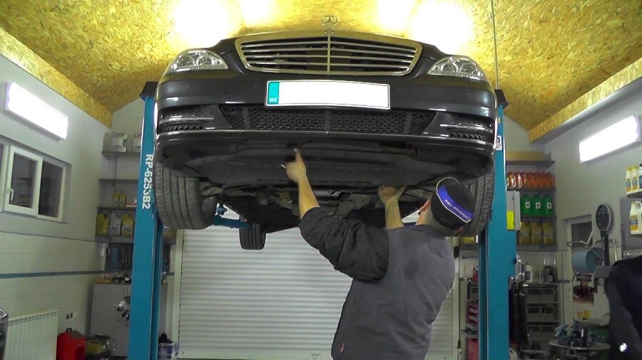 Thay dầu nhớt xe Mercedes giá bao nhiêu TRUNG TÂM KỸ THUẬT Ô TÔ MỸ ĐÌNH THC #23 Thay dầu nhớt xe Mercedes giá bao nhiêu TRUNG TÂM KỸ THUẬT Ô TÔ MỸ ĐÌNH THC