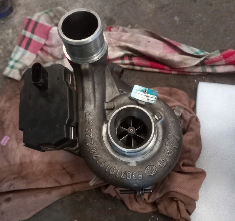Turbo-cu-cua-xe-o-to-may-dau-Diesel