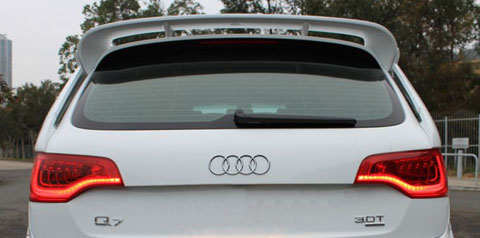 Nâng đời phần cốp xe Audi Q7