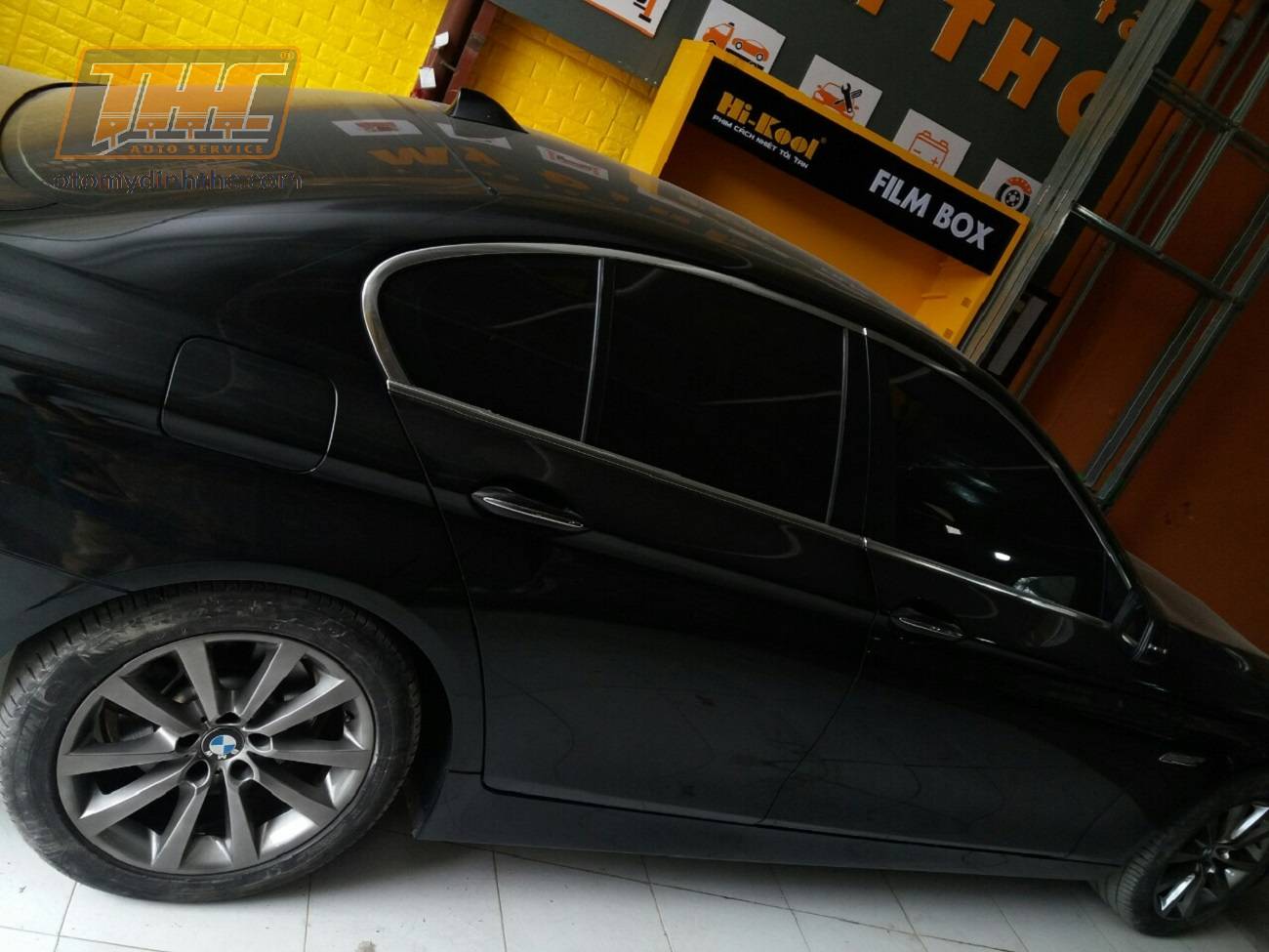 son-lazang-mau-titan-anh-thep-BMW-528i-1