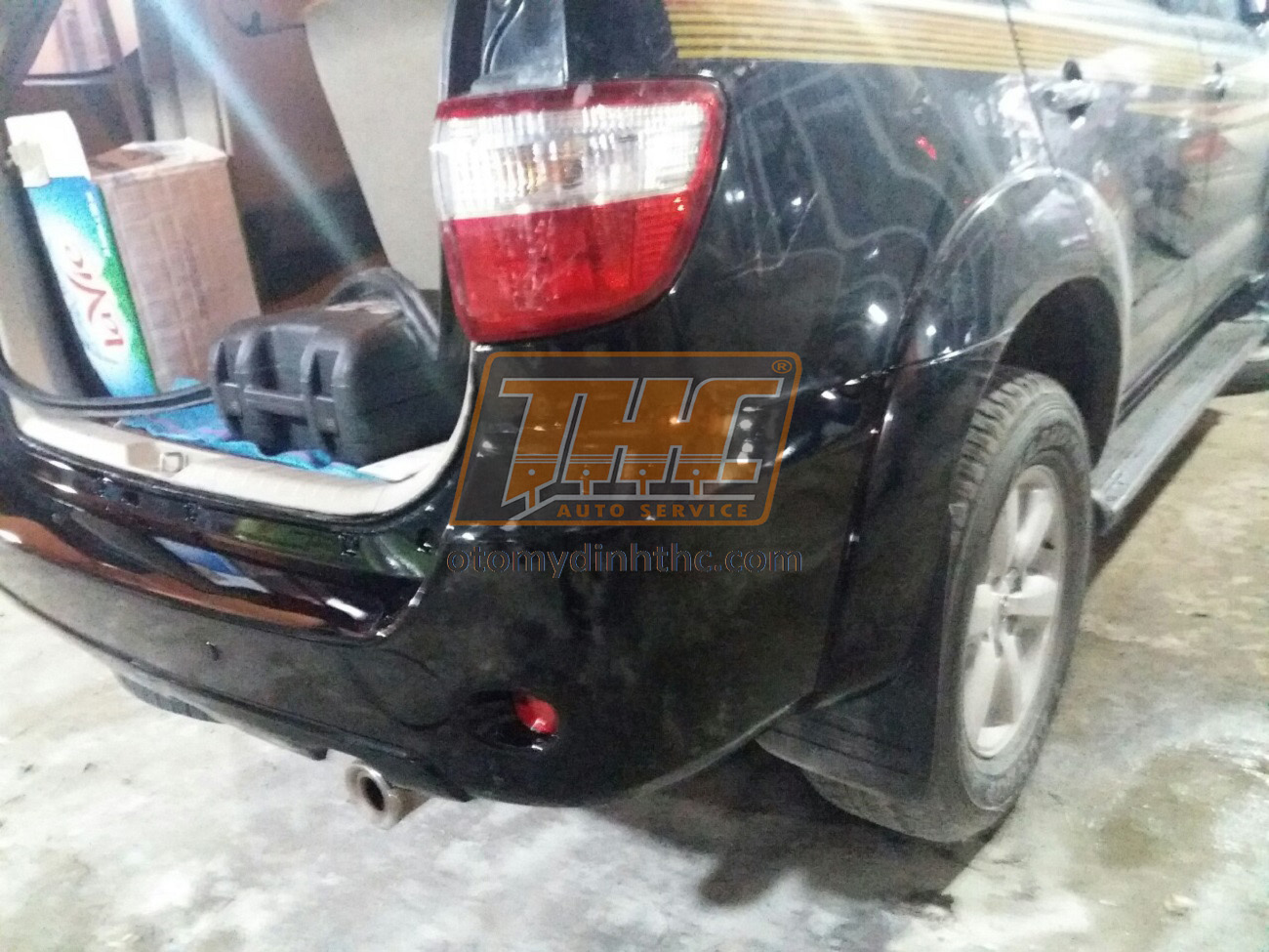 son-va-dam-xe-toyota-fortuner-5