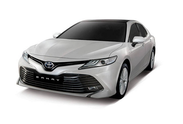 mat-ca-lang-toyota-camry-2020